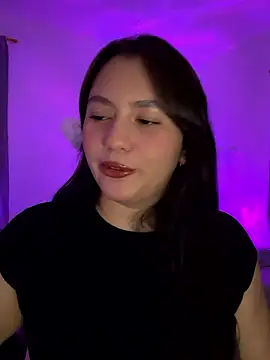 Angeldusttt online show from November 4, 2025, 9:07 pm