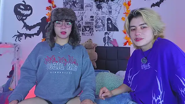 Vamps Lovers online show from October 6, 2025, 1:01 pm