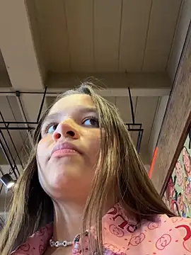 Ashley and Zoe online show from October 31, 2025, 7:21 pm