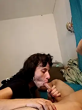 Snapshot of Labarbie77 chatting on October 17, 2025, 2:59 am Labarbie77 online show from October 17, 2025, 2:59 am