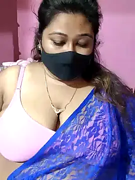 hotbhabhi011 online show from June 12, 2026, 2:04 pm