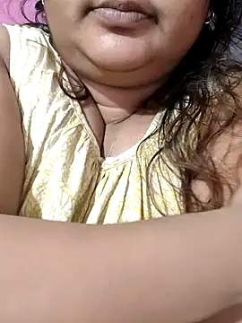hotbhabhi011 online show from June 19, 2026, 10:54 am