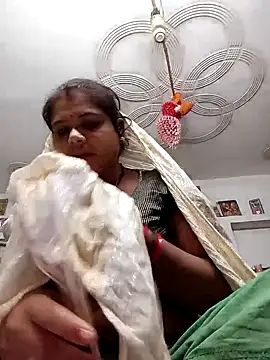 Snapshot of Rani_sahiba chatting on October 8, 2025, 8:42 pm Rani sahiba online show from October 8, 2025, 8:42 pm