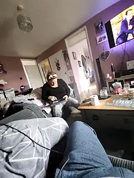 Snapshot of MysteriousToy4 chatting on February 7, 2026, 11:51 am MysteriousToy4 online show from February 7, 2026, 11:51 am