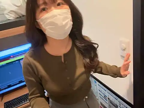 hikiwarinatto xoxo online show from November 29, 2025, 6:13 am