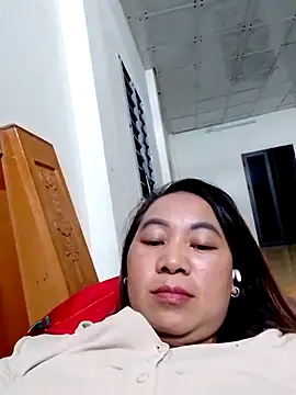 Allyson alex online show from September 24, 2025, 12:44 pm