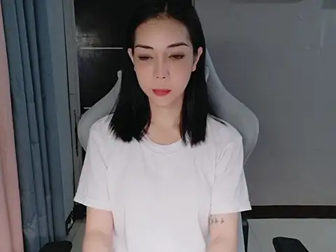 Snapshot of Chicca444 chatting on September 14, 2025, 8:15 am Chicca444 online show from September 14, 2025, 8:15 am