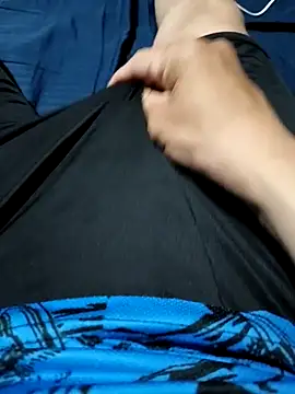 Snapshot of Aaia93 chatting on November 9, 2025, 1:31 am Aaia93 online show from November 9, 2025, 1:31 am