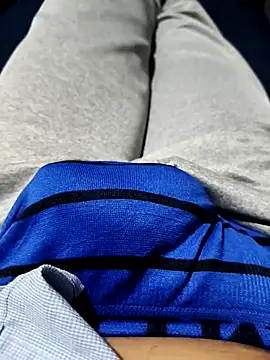 Snapshot of Aaia93 chatting on November 27, 2025, 6:47 am Aaia93 online show from November 27, 2025, 6:47 am