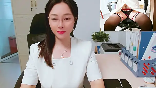 OL-Lily online show from September 25, 2025, 1:55 am