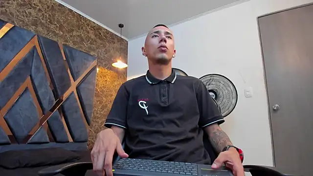 Justin Lakee online show from September 9, 2025, 11:14 pm