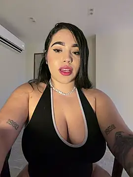 Snapshot of SofiaWildee chatting on July 25, 2026, 4:20 am SofiaWildee online show from July 25, 2026, 4:20 am