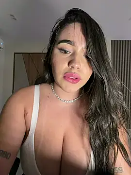 Snapshot of SofiaWildee chatting on July 24, 2026, 7:26 am SofiaWildee online show from July 24, 2026, 7:26 am