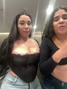 Snapshot of SofiaWildee chatting on June 8, 2026, 1:28 am SofiaWildee online show from June 8, 2026, 1:28 am