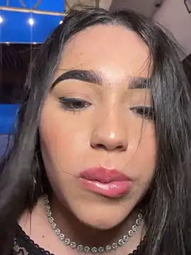 Snapshot of SofiaWildee chatting on June 16, 2026, 11:27 pm SofiaWildee online show from June 16, 2026, 11:27 pm