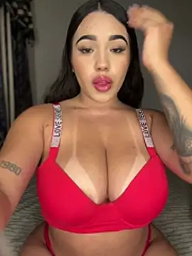SofiaWildee online show from April 1, 2026, 4:03 am
