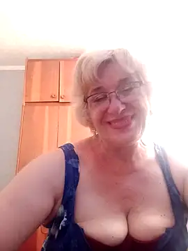 Snapshot of 52MiaLove02 chatting on June 30, 2026, 4:51 pm 52MiaLove02 online show from June 30, 2026, 4:51 pm