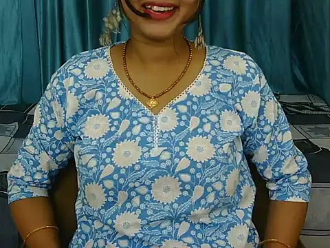 priya-kumari22 online show from October 10, 2025, 4:13 am