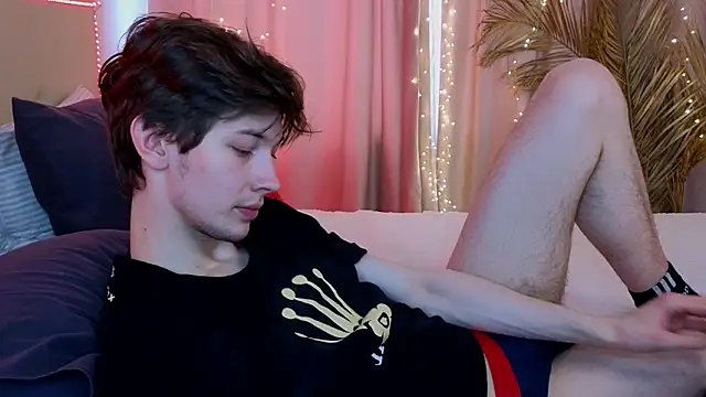 Snapshot of _Den1s_ chatting on March 5, 2026, 12:24 pm Den1s online show from March 5, 2026, 12:24 pm