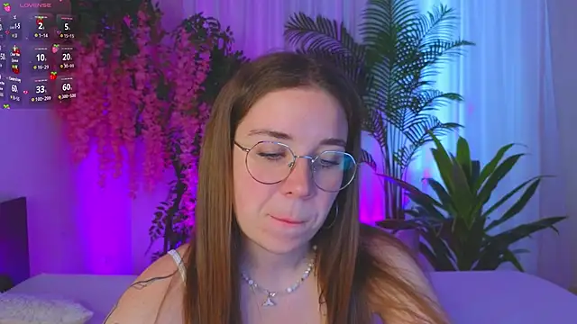 Snapshot of KarenGibbs chatting on May 16, 2026, 6:34 am KarenGibbs online show from May 16, 2026, 6:34 am