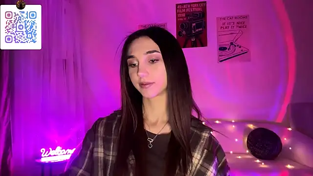 LinaMour online show from March 12, 2026, 10:25 pm