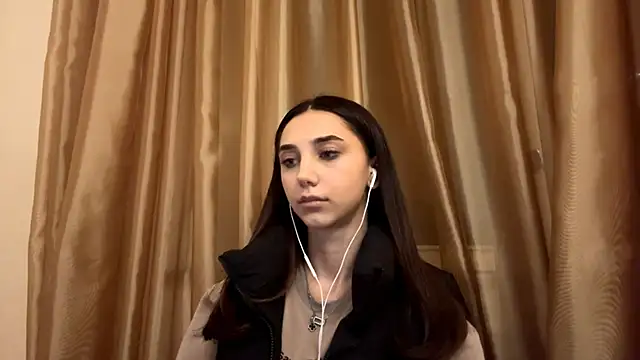 LinaMour online show from September 30, 2025, 10:16 pm