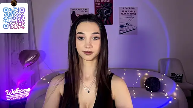 Snapshot of LinaMour chatting on June 21, 2026, 10:15 pm LinaMour online show from June 21, 2026, 10:15 pm