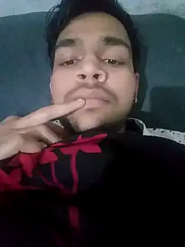 LatestIngredient43 online show from February 4, 2026, 2:01 pm