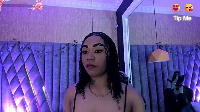 Snapshot of SkylerBloomm chatting on July 25, 2026, 10:27 pm SkylerBloomm online show from July 25, 2026, 10:27 pm