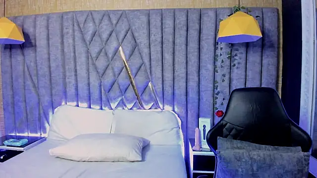 SkylerBloomm online show from March 6, 2026, 3:56 am