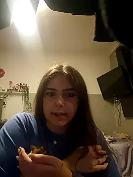 Snapshot of KatieLace chatting on October 1, 2025, 6:12 pm KatieLace online show from October 1, 2025, 6:12 pm