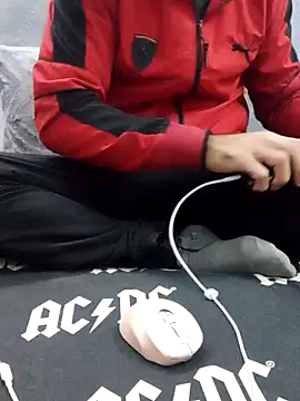 Snapshot of yazinyazin1 chatting on December 16, 2025, 6:12 pm yazinyazin1 online show from December 16, 2025, 6:12 pm