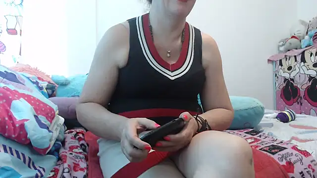 Snapshot of CRISTAL-999 chatting on October 1, 2025, 8:24 pm CRISTAL-999 online show from October 1, 2025, 8:24 pm
