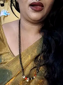 Snapshot of Angel0731 chatting on May 8, 2026, 8:45 pm Angel0731 online show from May 8, 2026, 8:45 pm