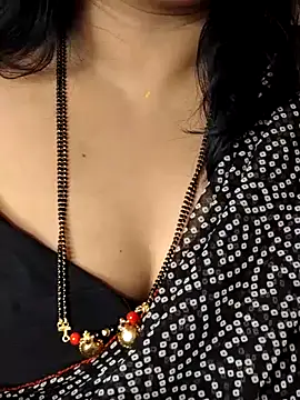 Snapshot of Angel0731 chatting on December 23, 2025, 10:25 am Angel0731 online show from December 23, 2025, 10:25 am