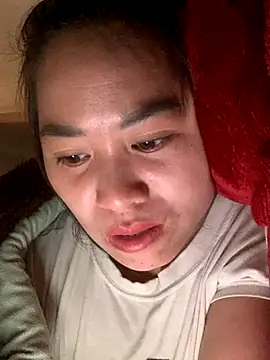 Snapshot of tuyetnhi-00 chatting on November 19, 2025, 4:56 am tuyetnhi-00 online show from November 19, 2025, 4:56 am