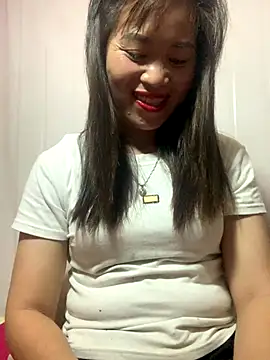 Snapshot of tuyetnhi-00 chatting on October 13, 2025, 1:34 pm tuyetnhi-00 online show from October 13, 2025, 1:34 pm