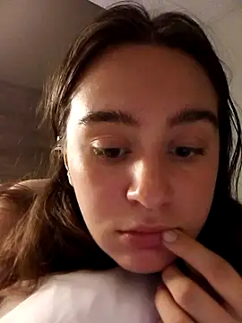 freakylittlebitch69 online show from October 2, 2025, 5:55 am