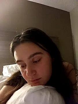 freakylittlebitch69 online show from October 2, 2025, 6:00 pm