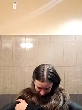 freakylittlebitch69 online show from September 20, 2025, 2:22 pm