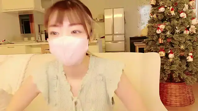 Snapshot of SUZU_1201 chatting on November 10, 2025, 12:04 am SUZU 1201 online show from November 10, 2025, 12:04 am