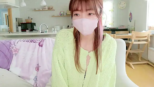 Snapshot of SUZU_1201 chatting on March 5, 2026, 1:13 am SUZU 1201 online show from March 5, 2026, 1:13 am