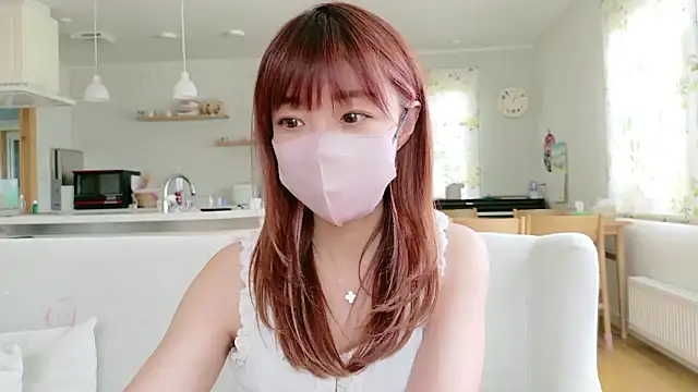 SUZU 1201 online show from May 7, 2026, 4:06 am