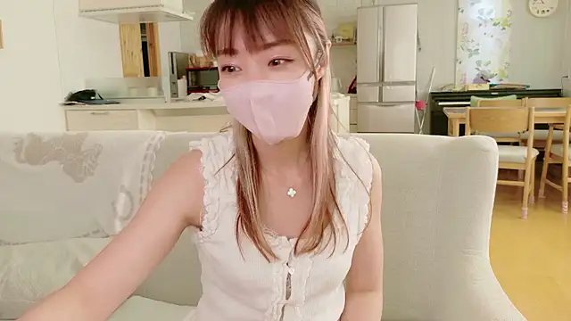 Snapshot of SUZU_1201 chatting on November 3, 2025, 1:44 am SUZU 1201 online show from November 3, 2025, 1:44 am