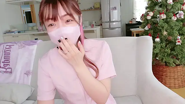 Snapshot of SUZU_1201 chatting on December 14, 2025, 12:39 am SUZU 1201 online show from December 14, 2025, 12:39 am