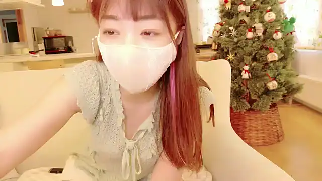 Snapshot of SUZU_1201 chatting on November 10, 2025, 11:54 pm SUZU 1201 online show from November 10, 2025, 11:54 pm