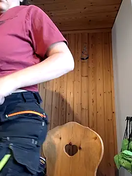 YoungLiisaxx online show from October 25, 2025, 9:08 am