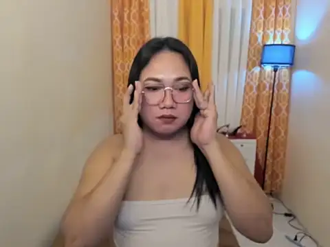 TsUncutKaren online show from March 19, 2026, 5:13 pm