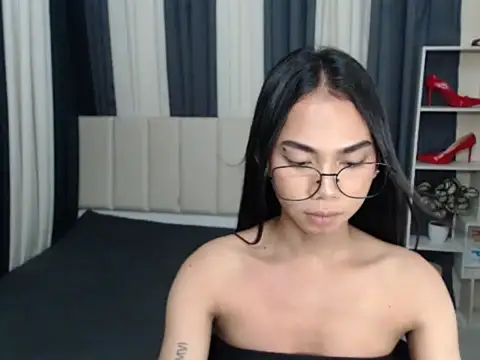 PetiteAsianYuki online show from November 6, 2025, 5:39 pm