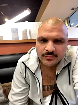 JacksonTheBull online show from November 8, 2025, 9:51 pm